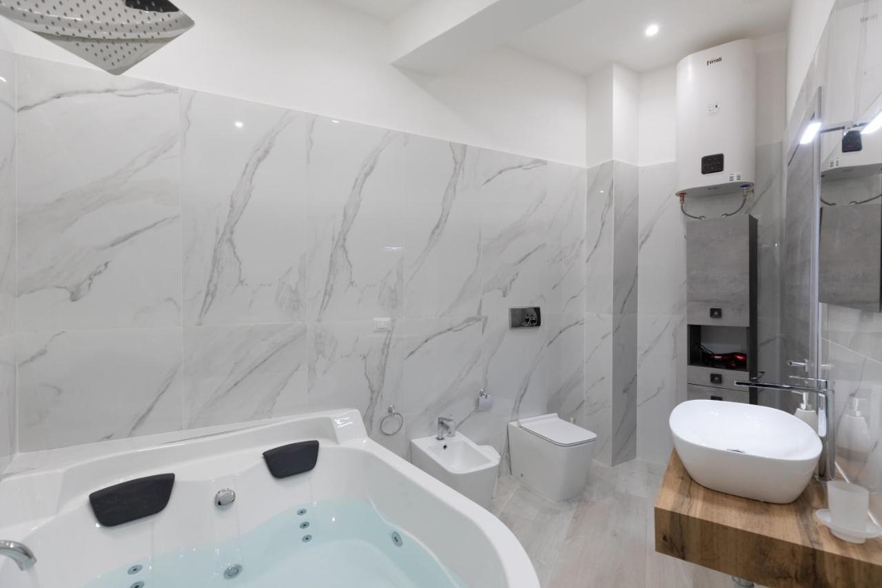 My Brilliant Home With Jacuzzi 2 Steps From St Toledo Naples Exterior photo